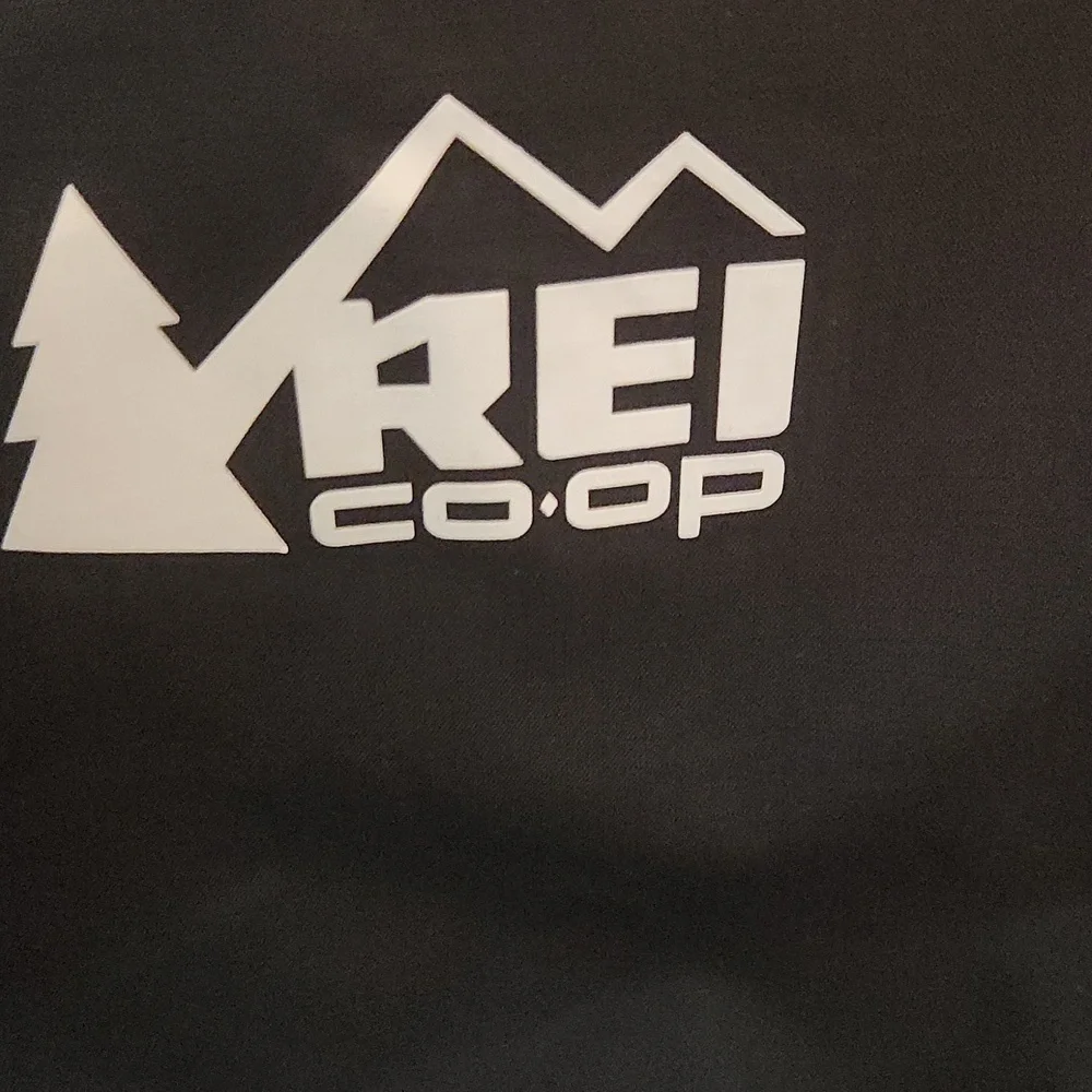 REI Co-op Black Backpack Flash 18 Outside With Pride NWOT - Picture 5 of 8